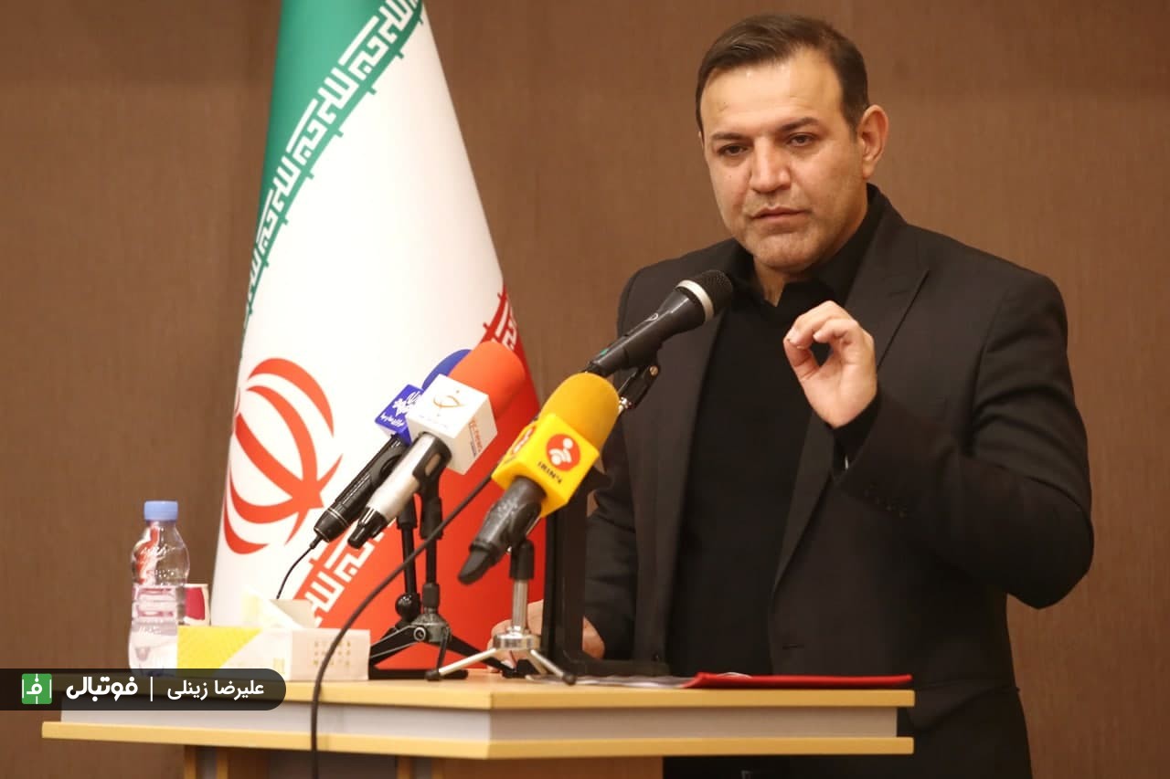 گزارش تصویری اختصاصی/ تمرین تیم ملی بانوان در حضور رییس فدراسیون فوتبال و معاون رییس جمهور، 7 دی 1400