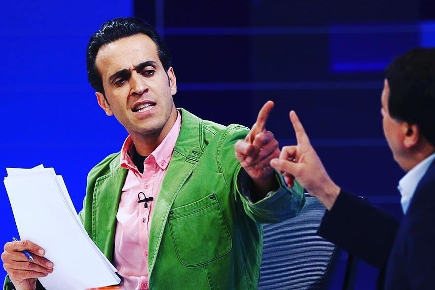 گزارش ویژه/ علی کریمی و علاقه به مناظره زنده با کاندیداهای ریاست؛ ضبطی مناظره نمی کند