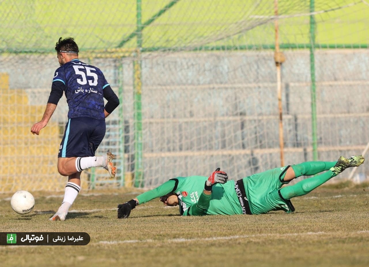اشتباهات لک دلیل تعویض دروازهبان پرسپولیس
