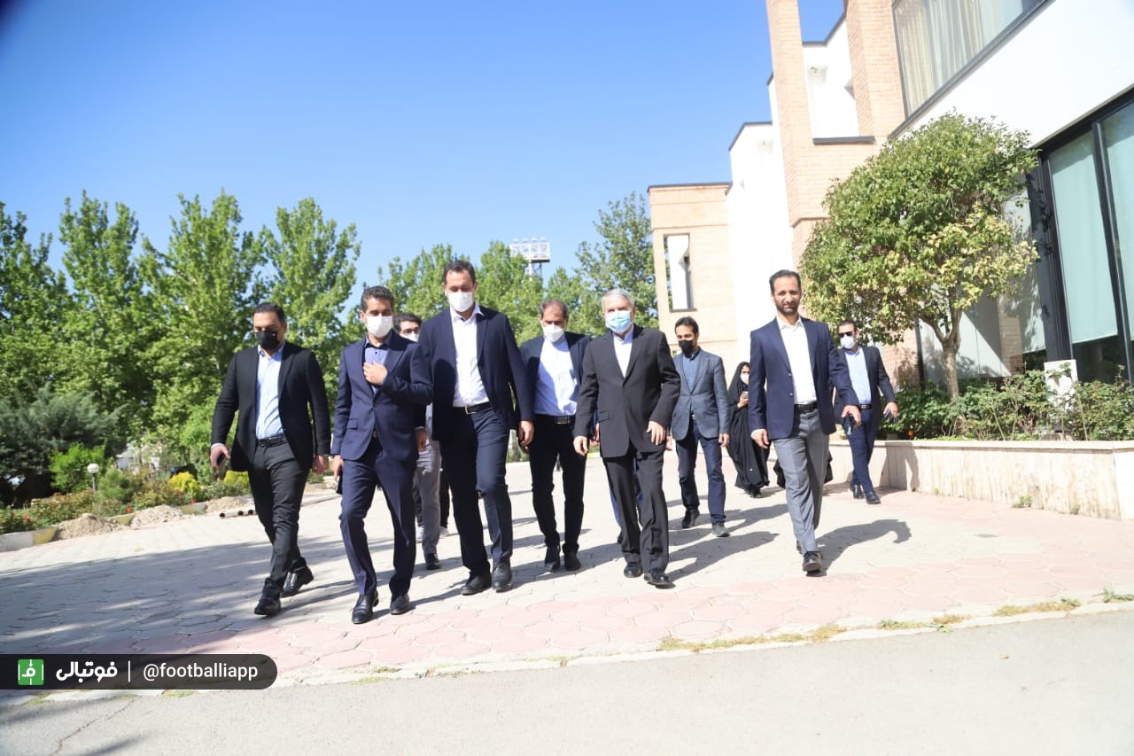 گزارش تصویری/ حضور رییس کمیته ملی المپیک در تمرین تیم ملی فوتبال امید