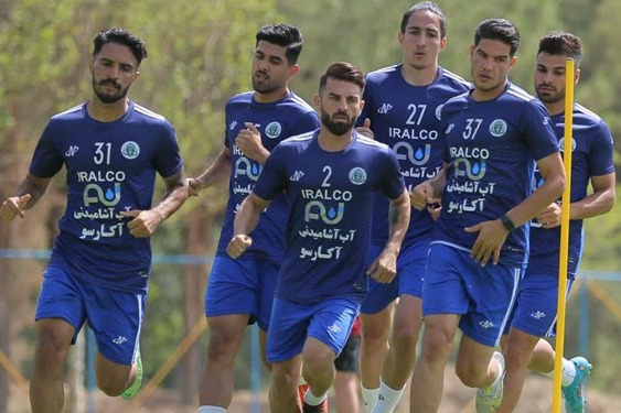 شریفات: بازیکن نباید در امور فدراسیون و انتخاب سرمربی دخالت کند