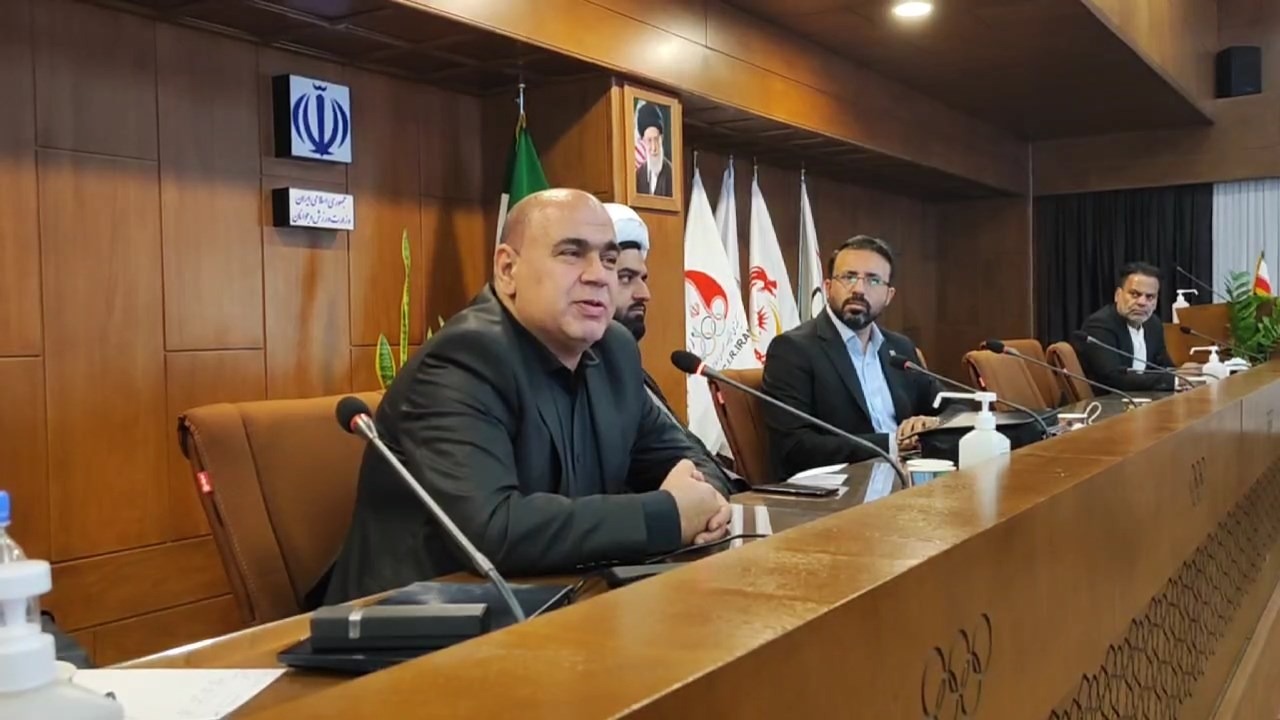 اختصاصی/ صحبت‌های حجت‌الله بهمنی در نشست بررسی علل و پیامدهای رفتاری هواداران در فوتبال