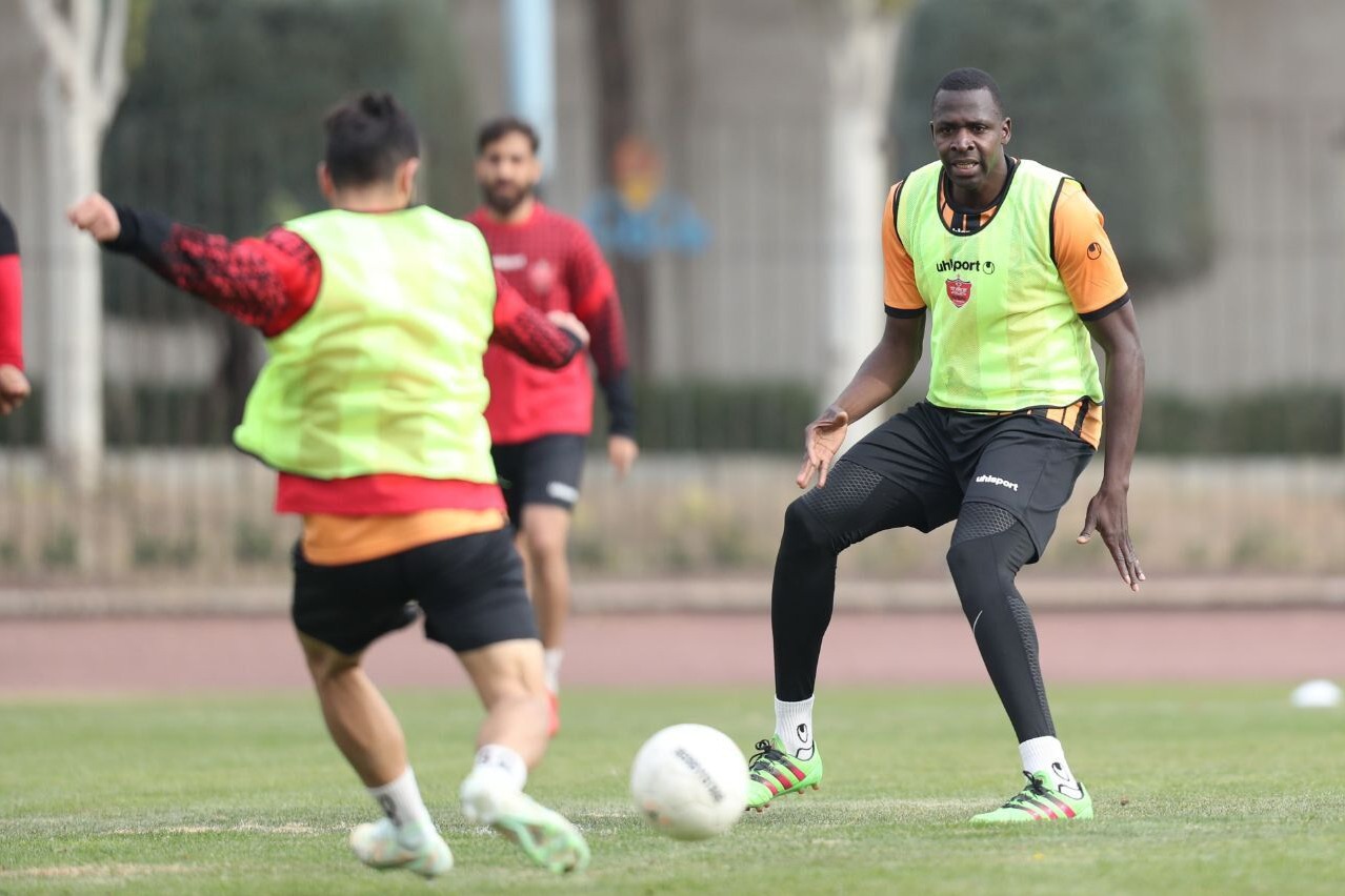 پرسپولیس به مصاف پیکان می رود