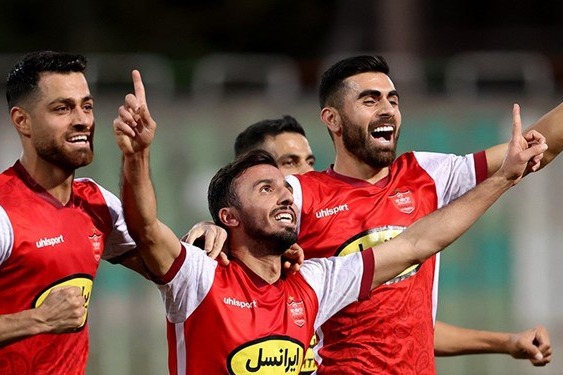 مشخص شدن زمان بازی پرسپولیس با فولاد و گلگهر