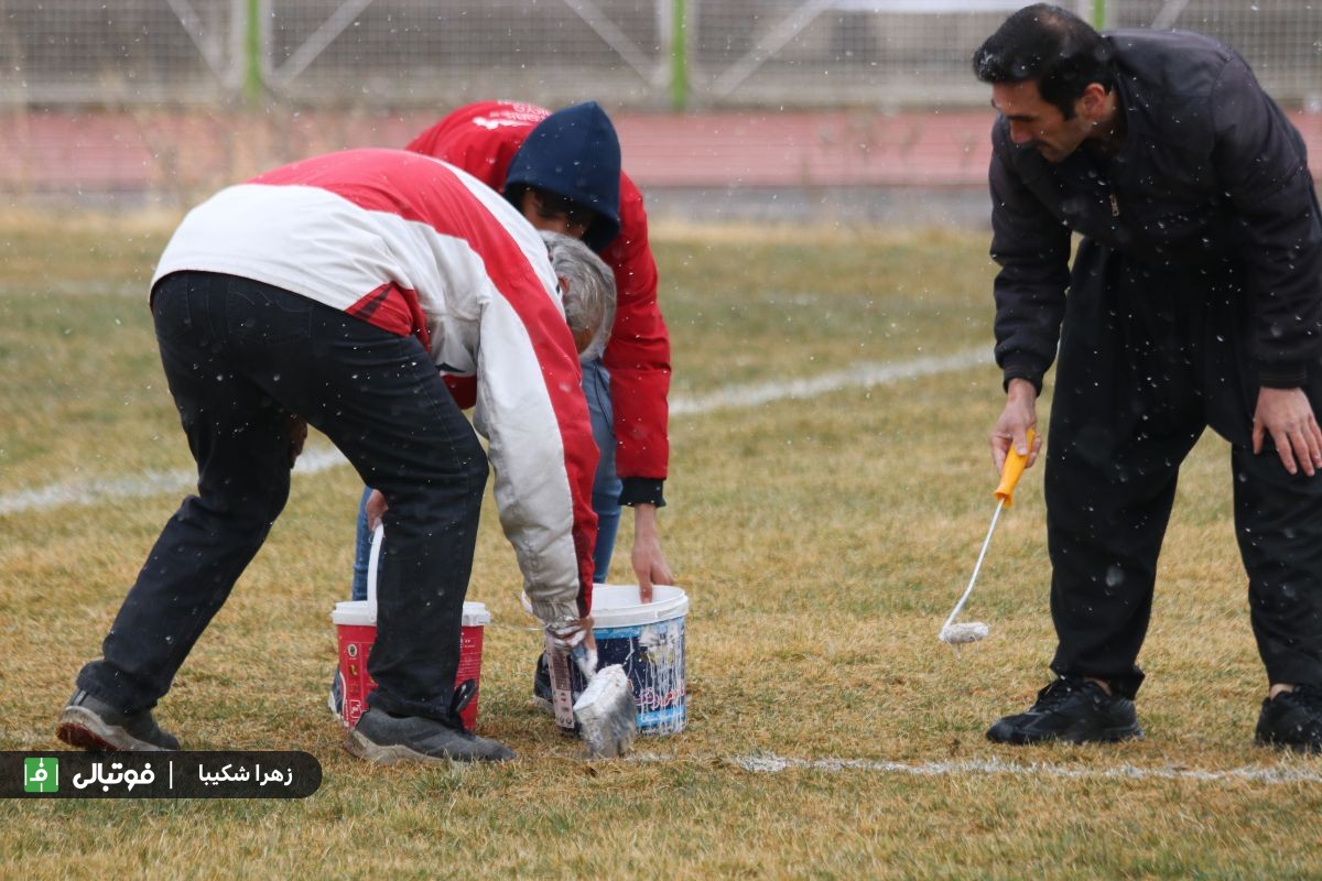 گزارش تصویری اختصاصی / مصاف تیم های فوتبال زارع باتری سنندج و سپاهان اصفهان