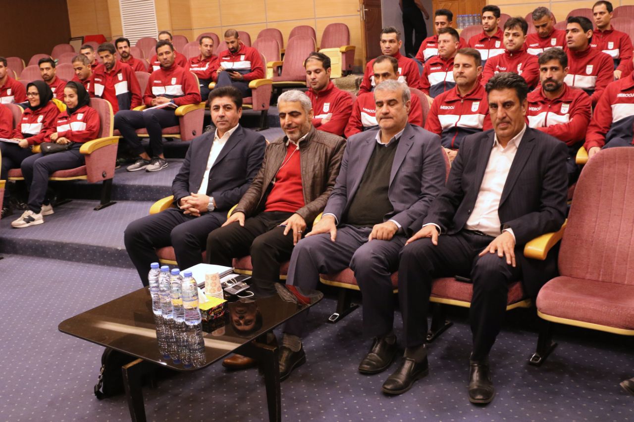 گزارش تصویری از مراسم افتتاحیه کلاس داوری فوتبال ساحلی فیفا