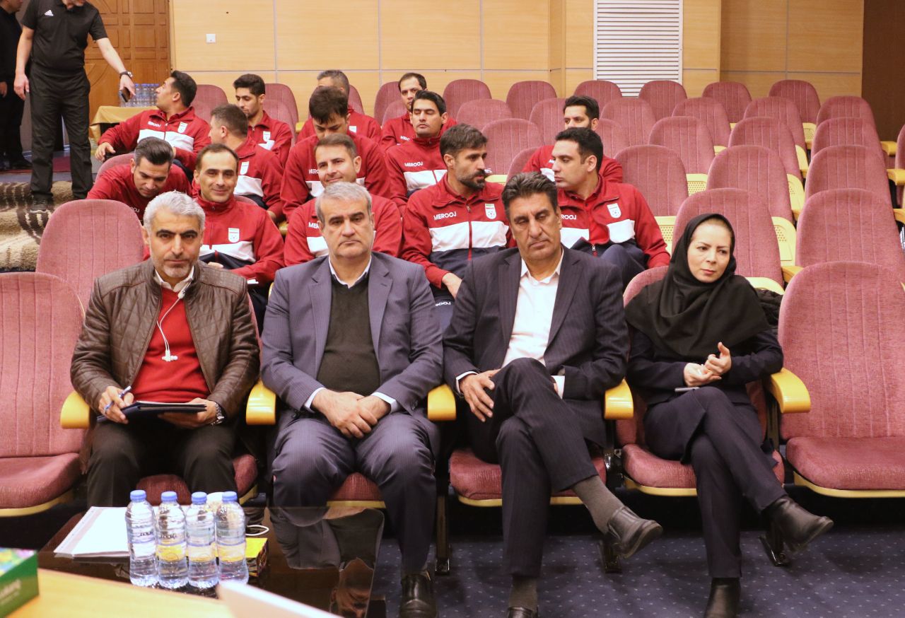 گزارش تصویری از مراسم افتتاحیه کلاس داوری فوتبال ساحلی فیفا