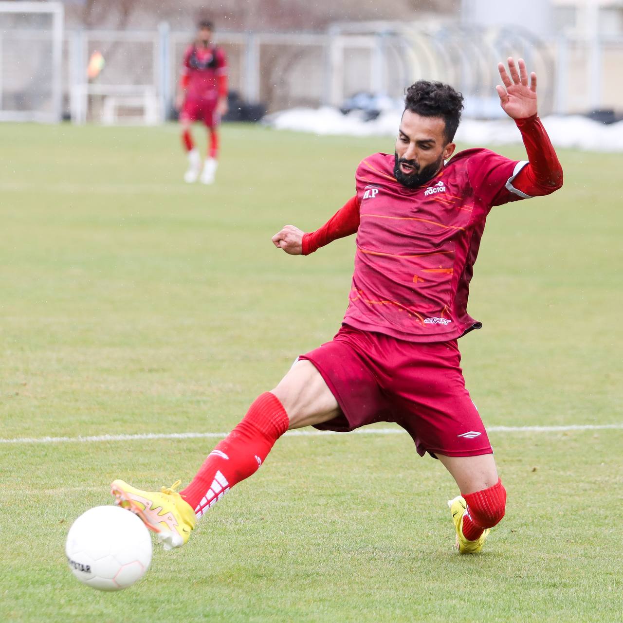 گزارش تصویری/ دیدار تدارکاتی تیمهای تراکتور و رخش خودرو