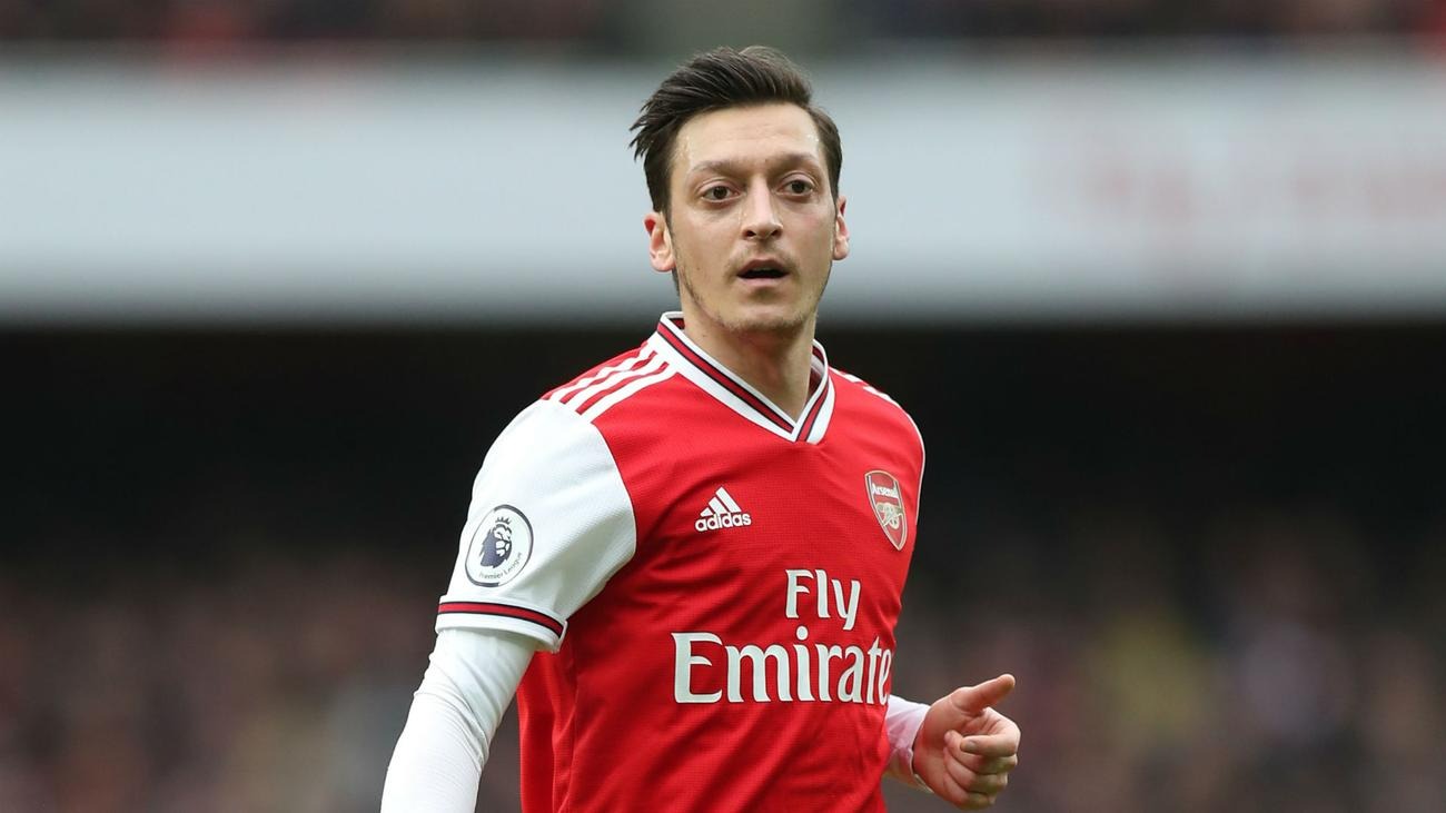 پاس های جادویی مسوت اوزیل در لیگ قهرمانان اروپا