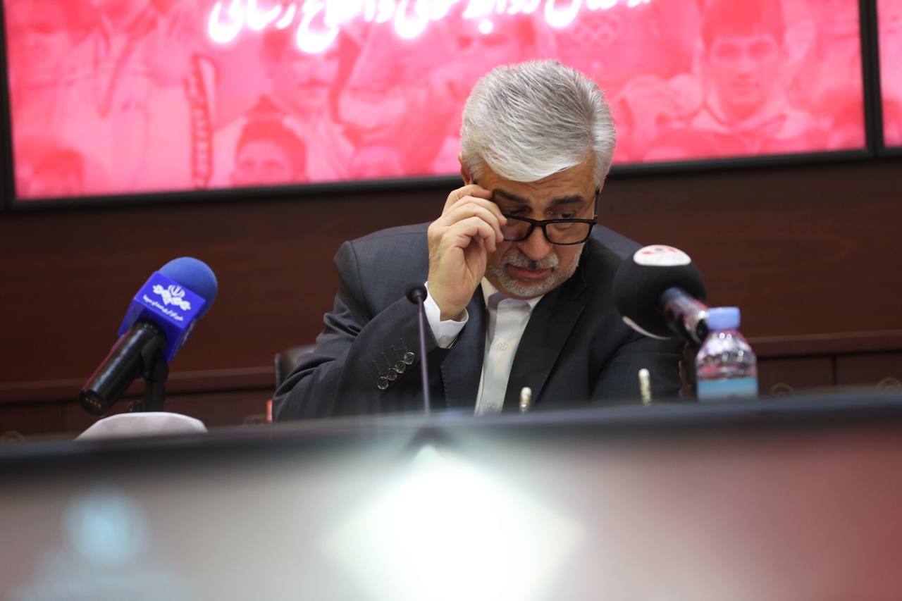 حضور وزیر ورزش و جوانان در مجمع پرسپولیس