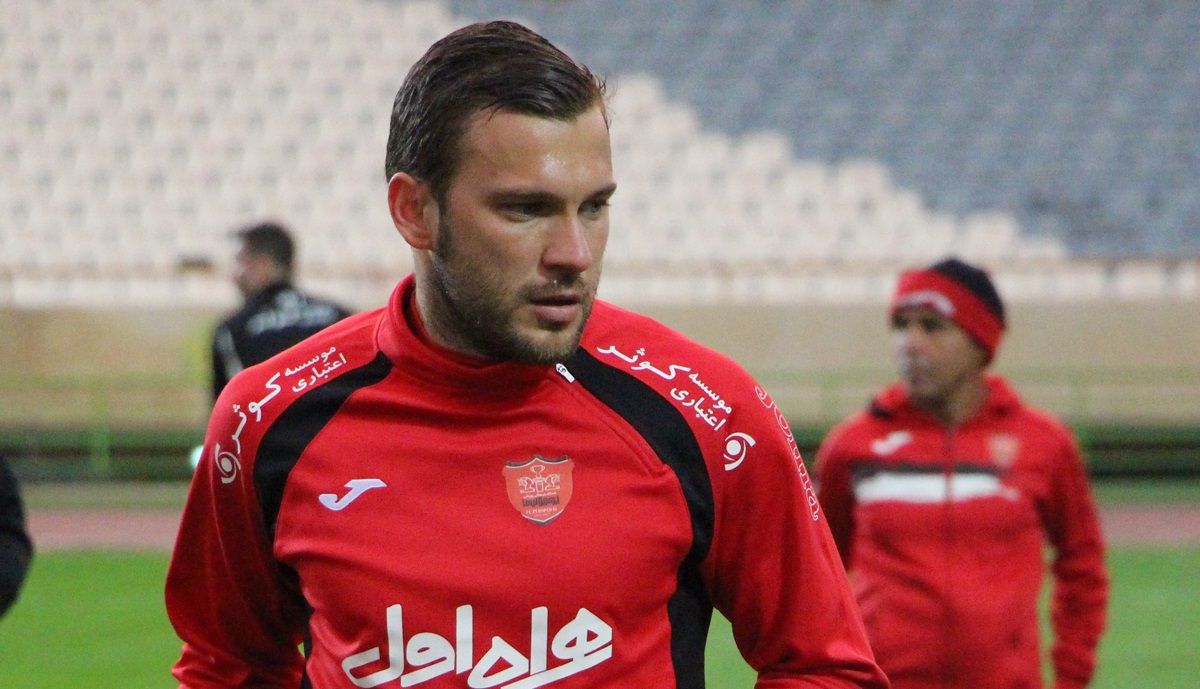 لشکر مهاجمان خارجی گلزن پرسپولیس؛ به اندازه سیدحسین!