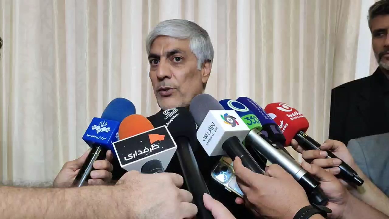 کیومرث هاشمی سرپرست وزارت ورزش: تجربه 30ساله در بخش‌های مدیریت ورزش دارم
