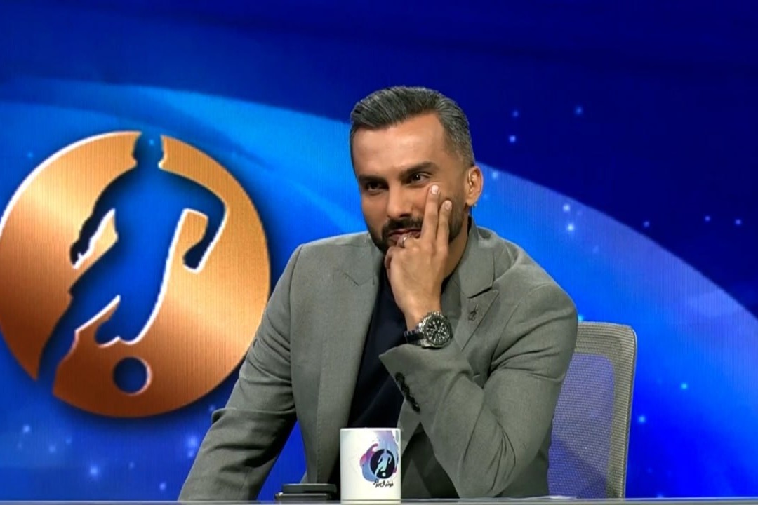 گوشی میثاقی را دزد زد!