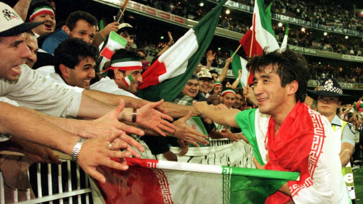 خاطره بازی/ حماسه ملبورن؛ ایران 2-2 استرالیا  در سال 1998 با روایت و گزارش جذاب جواد خیابانی