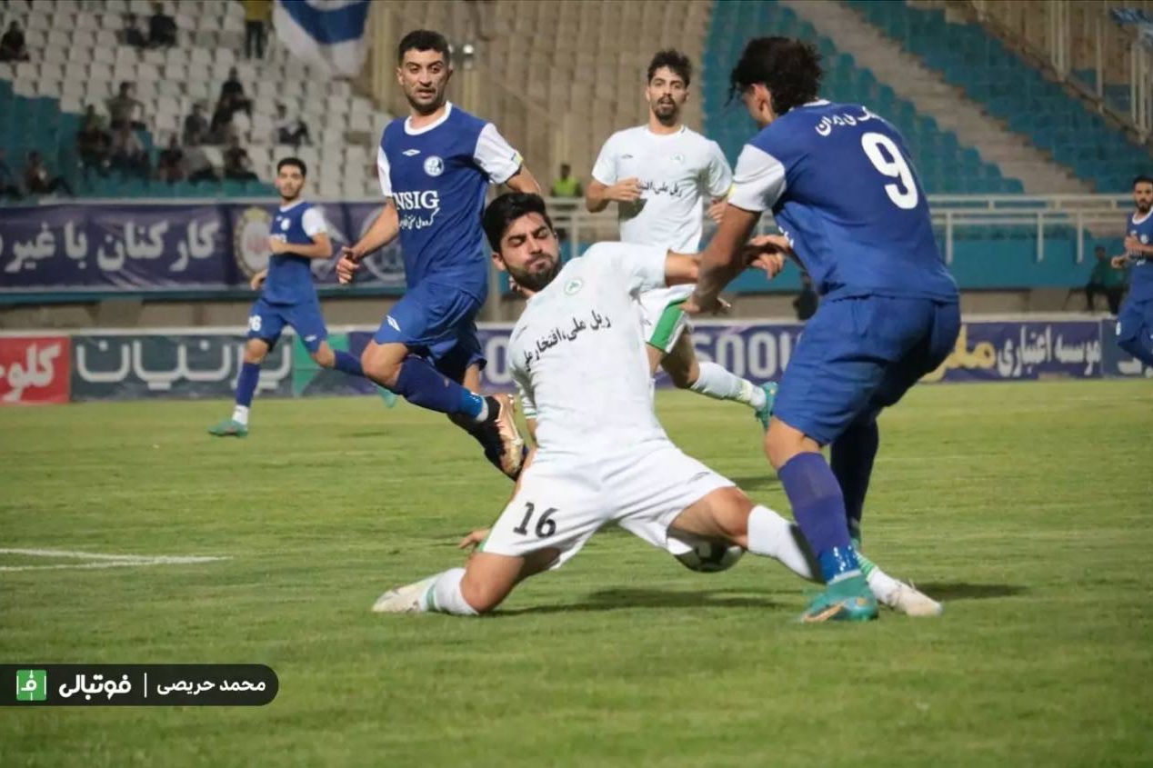 مدافع سابق تراکتور در ذوب‌آهن زنده شد