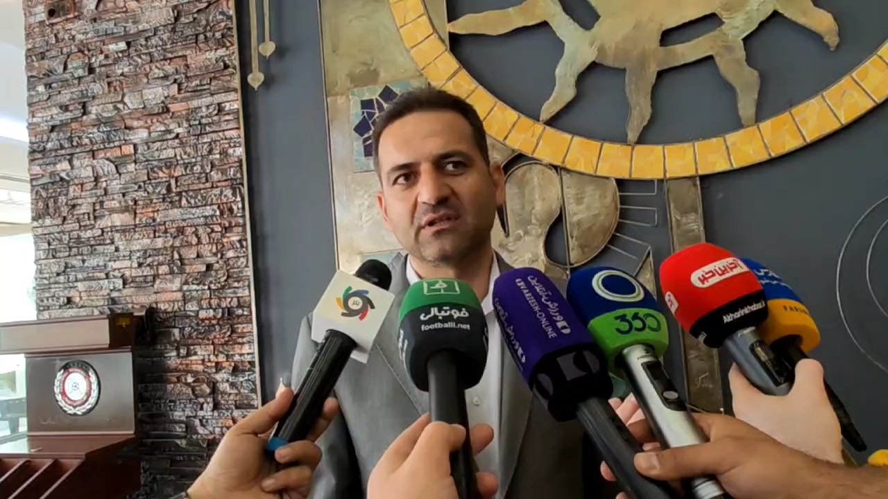 اختصاصی/ مصطفی زارعی: باشگاههایی که می‌خواهند در لیگ نخبگان و لیگ ACL2 شرکت کنند، باید مجوز حرفه‌ای داشته باشند