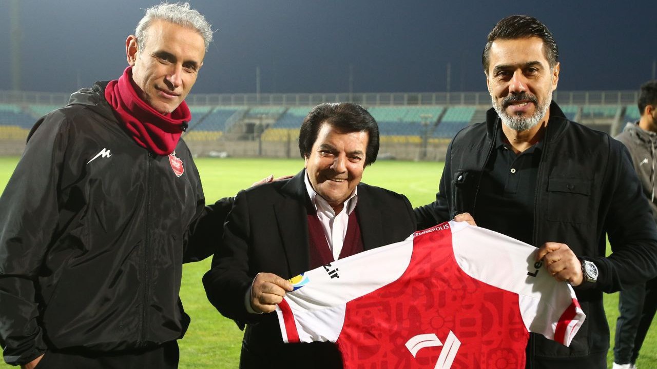 قاب روز؛ خواننده قدیمی مهمان تمرین پرسپولیس شد
