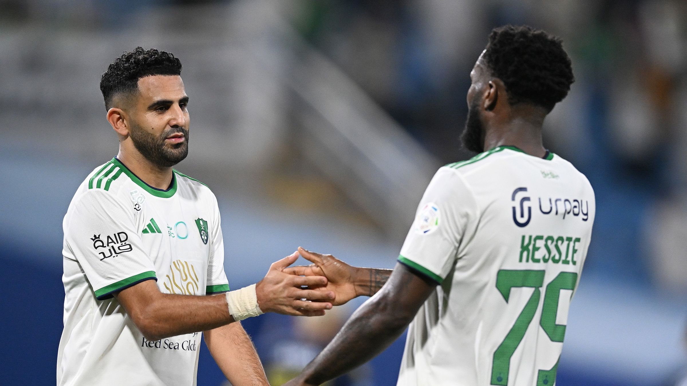 خلاصه بازی الحزم 0-4 الاهلی عربستان