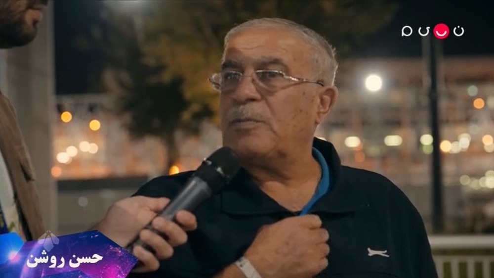 جام آرزوها/ گفت و گو با حسن روشن، حسین فرکی و محمدرضا ساکت در حین خروج از ورزشگاه پس از برتری ایران مقابل فلسطین