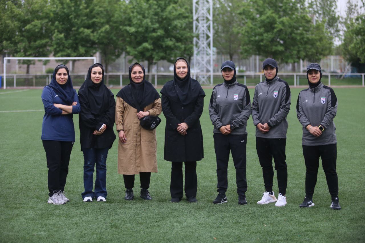 گزارش تصویری/ دیدار تیم ملی فوتبال دختران زیر ۱۵ سال و هیات فوتبال شمیران