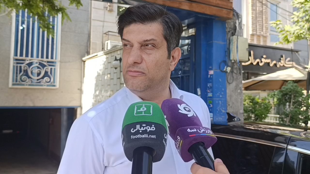 رفتار عجیب مدیرعامل استقلال با گزارشگر فوتبالی