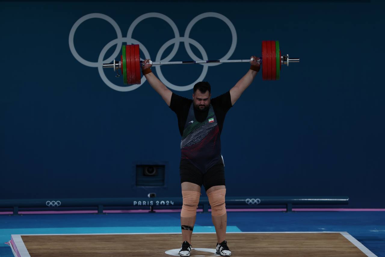 تصاویری از وزنه برداری علی داوودی در المپیک 2024 پاریس