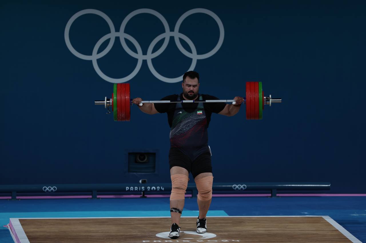 تصاویری از وزنه برداری علی داوودی در المپیک 2024 پاریس