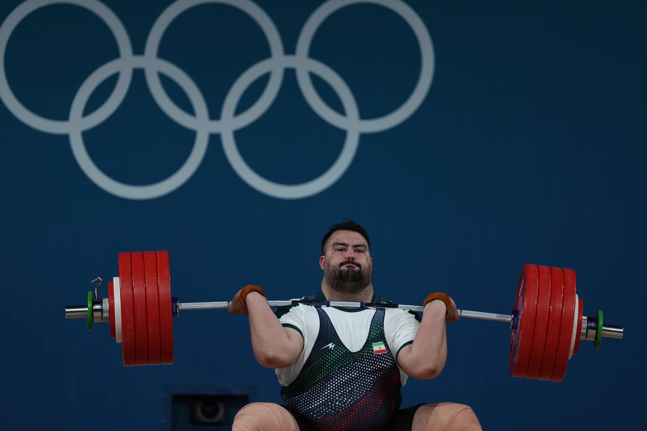 تصاویری از وزنه برداری علی داوودی در المپیک 2024 پاریس
