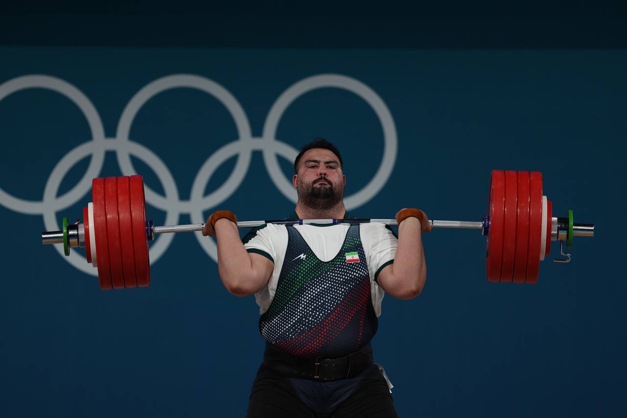 تصاویری از وزنه برداری علی داوودی در المپیک 2024 پاریس