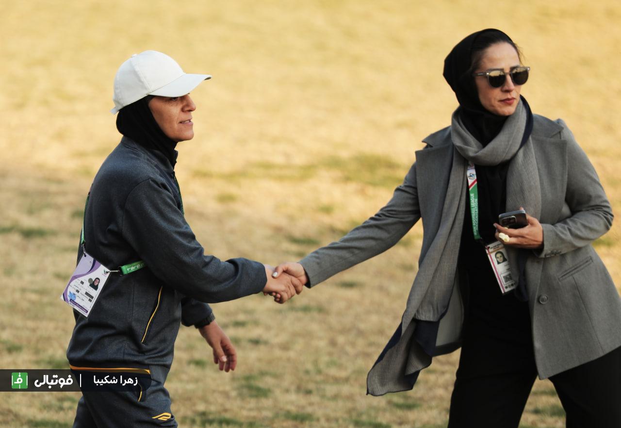 گزارش تصویری اختصاصی/ دیدار تیمهای فوتبال بانوان سپاهان و خاتون بم
