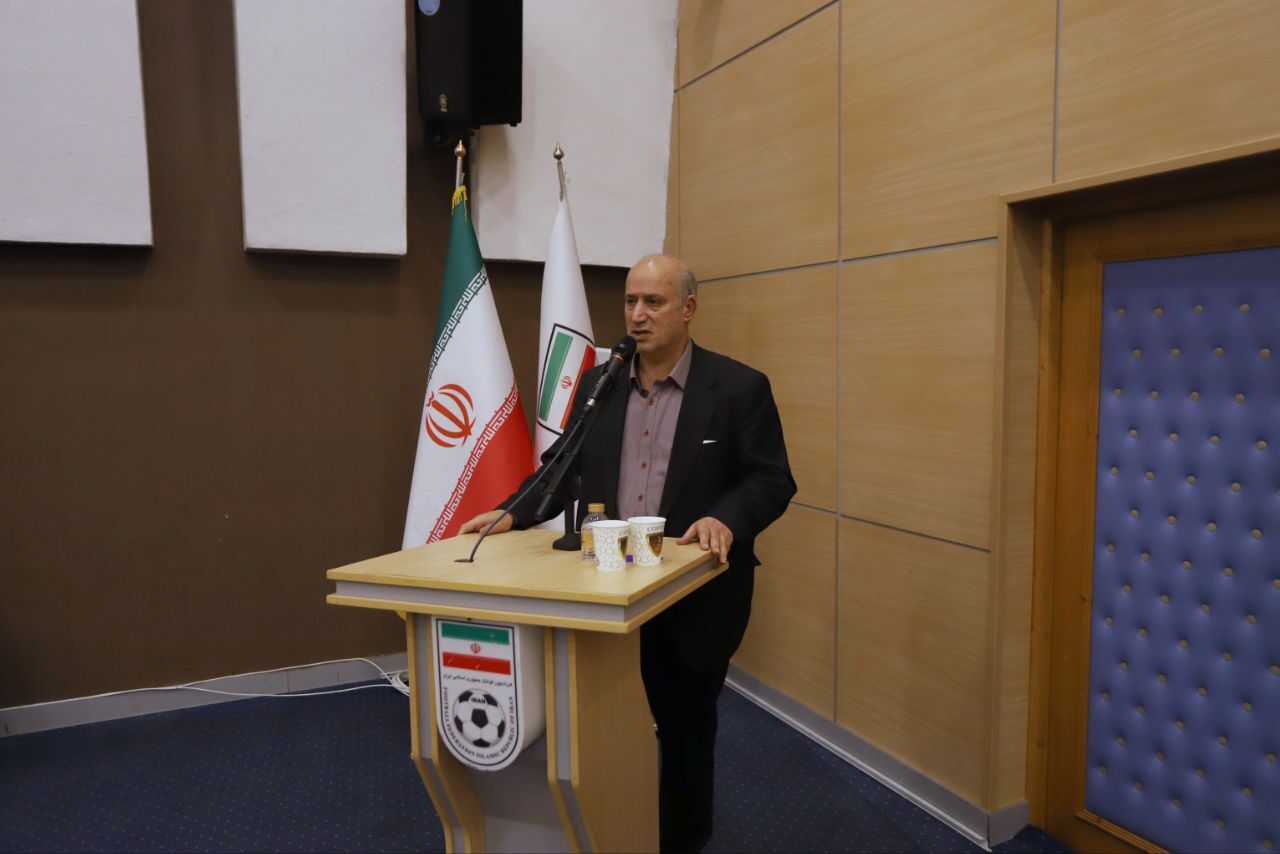 گزارش تصویری/ تجلیل از داوران بین‌المللی فوتبال و فوتسال
