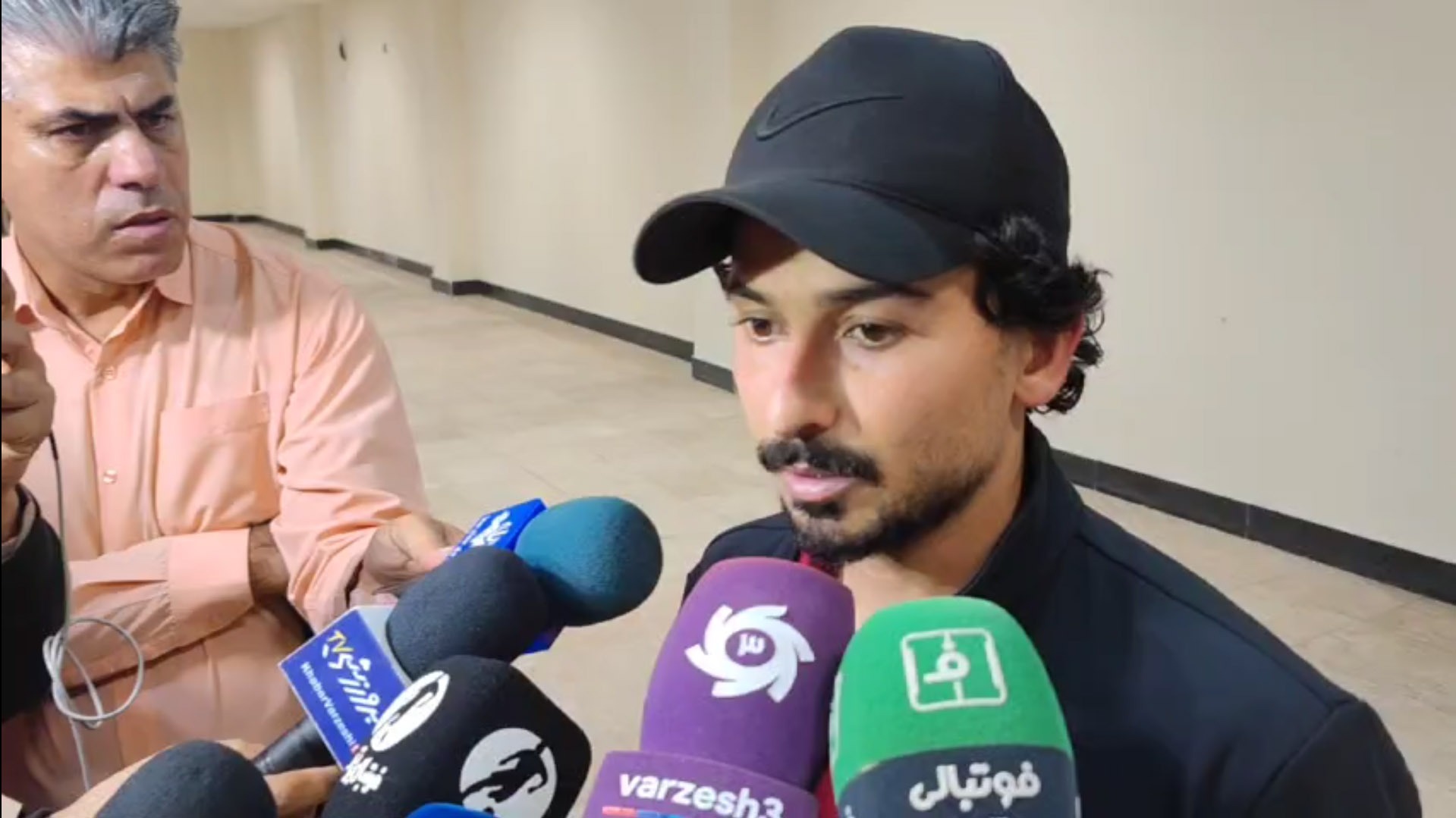 زامهران: استقلال و پرسپولیس روی هم از نساجی کمتر حاشیه داشت!