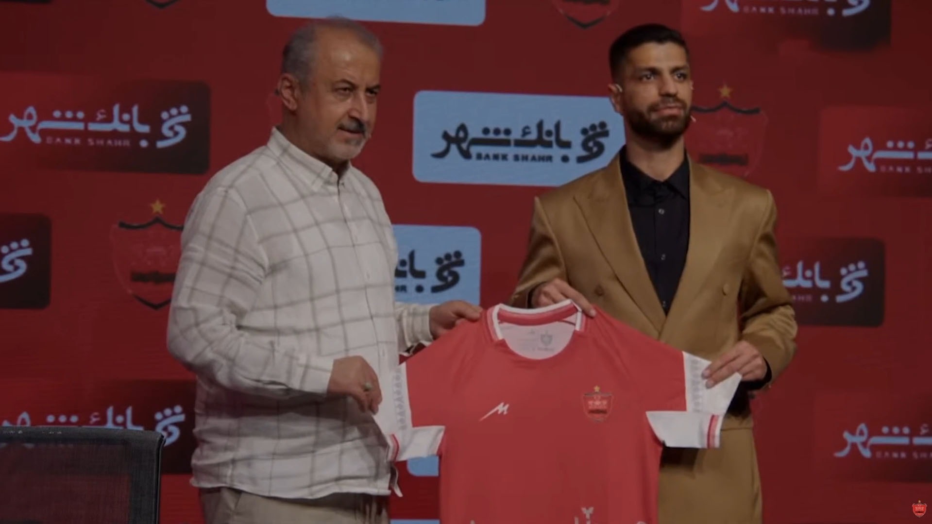 قرارداد میلاد سرلک برای دو فصل آینده با باشگاه پرسپولیس تمدید شد