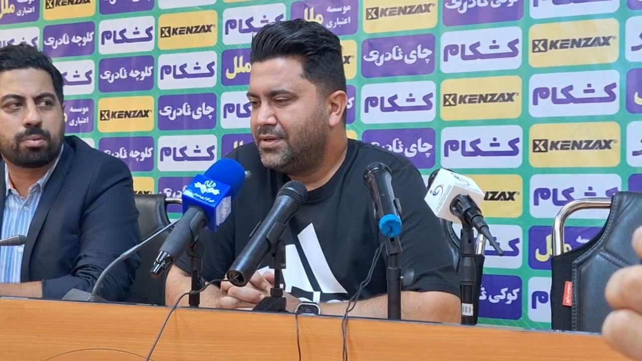 اخباری: با این شرایط بازیکن خوب خارجی نمی‌توانیم جذب کنیم