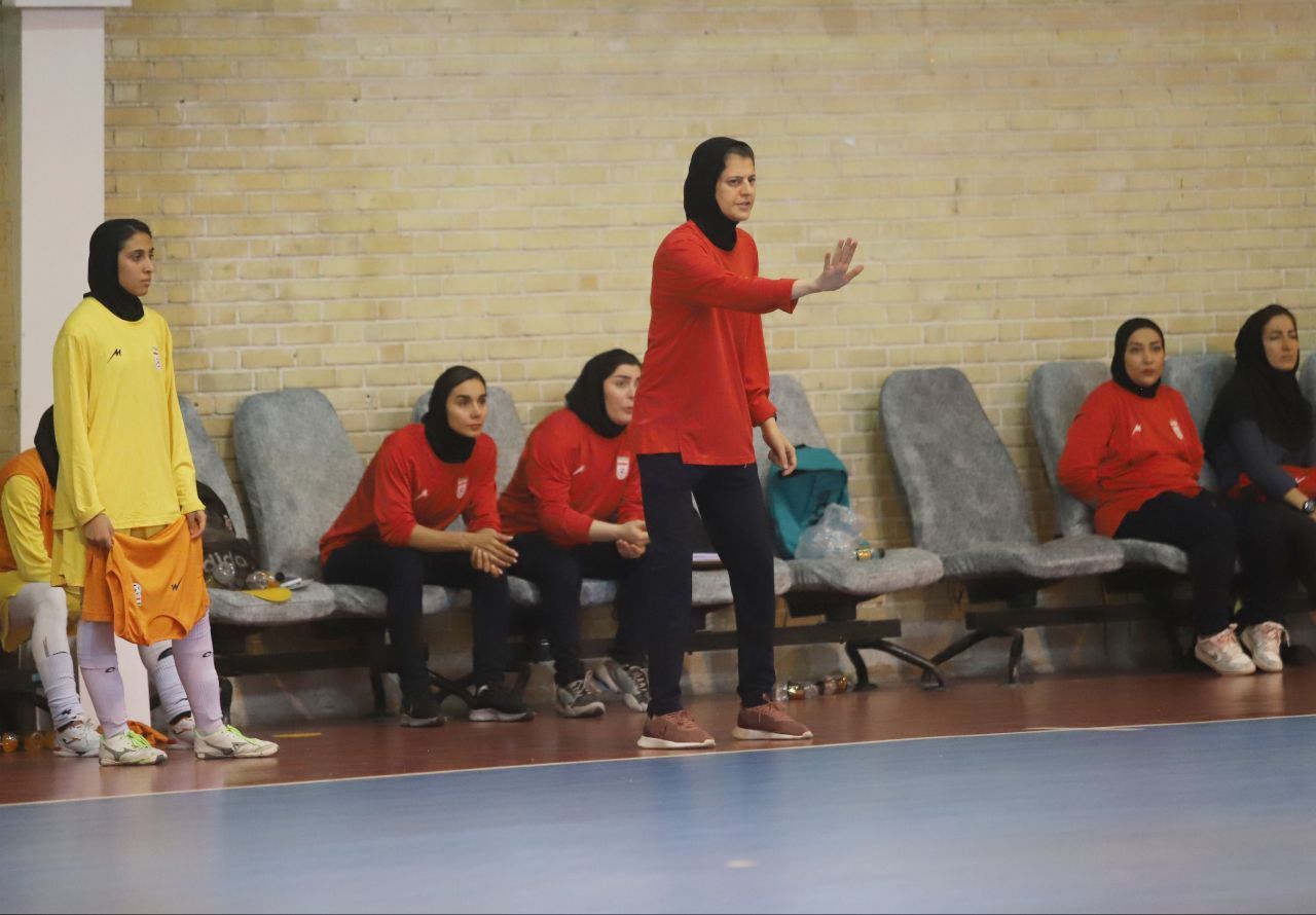 گزارش تصویری/ دیدار تیم ملی فوتسال دختران نوجوان و ایران زمین