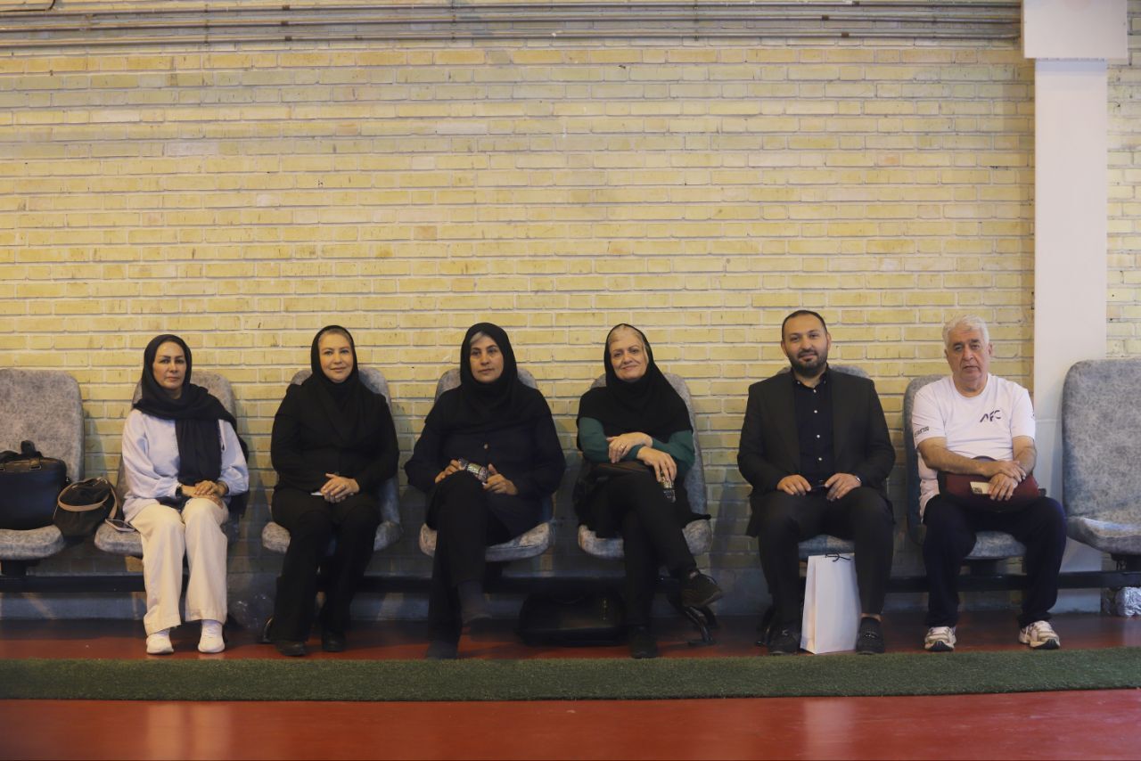 گزارش تصویری/ دیدار تیم ملی فوتسال دختران نوجوان و ایران زمین