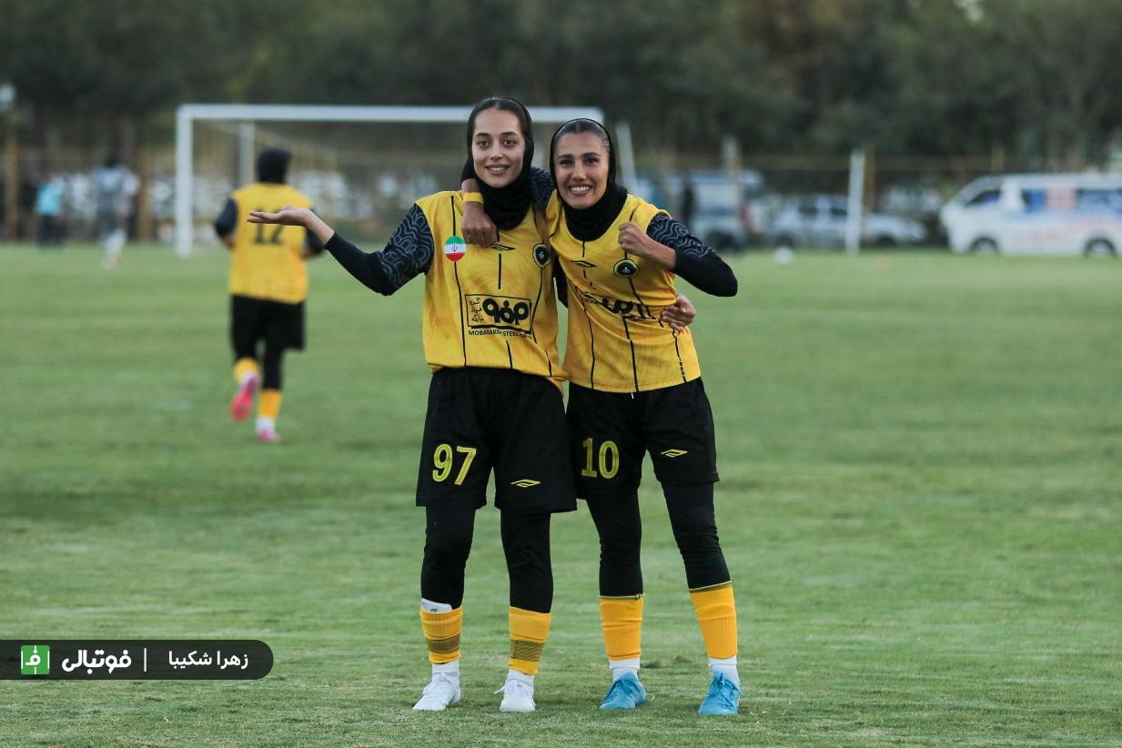 گزارش تصویری اختصاصی/ دیدارهای تیم‌های بانوان سپاهان و یاسام