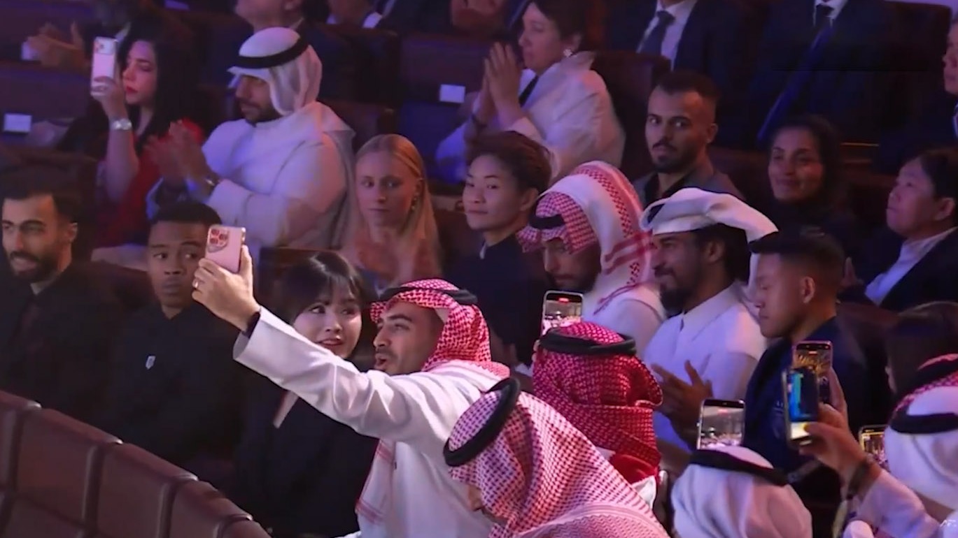 لحظه اعلام سالم الدوساری به عنوان مرد سال فوتبال آسیا
