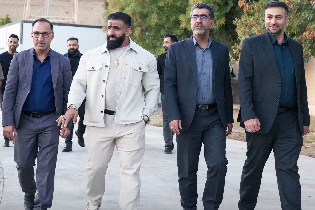 حضور هادی چوپان در تمرین فجرسپاسی