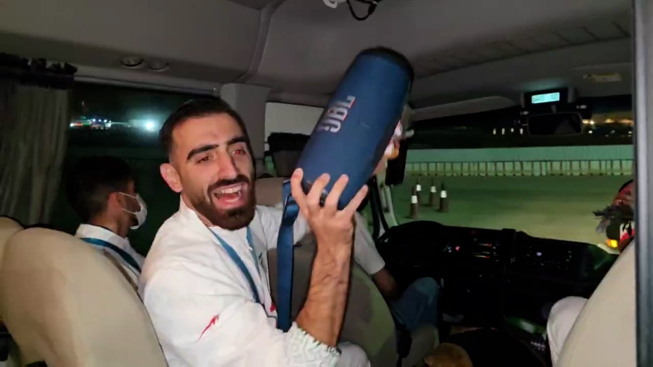 شادی جالب سعید احمدعباسی پس از قهرمانی