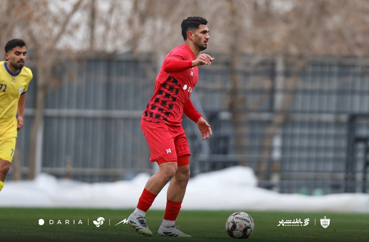 گزارش تصویری/ پرسپولیس ۴ - عقاب ۰