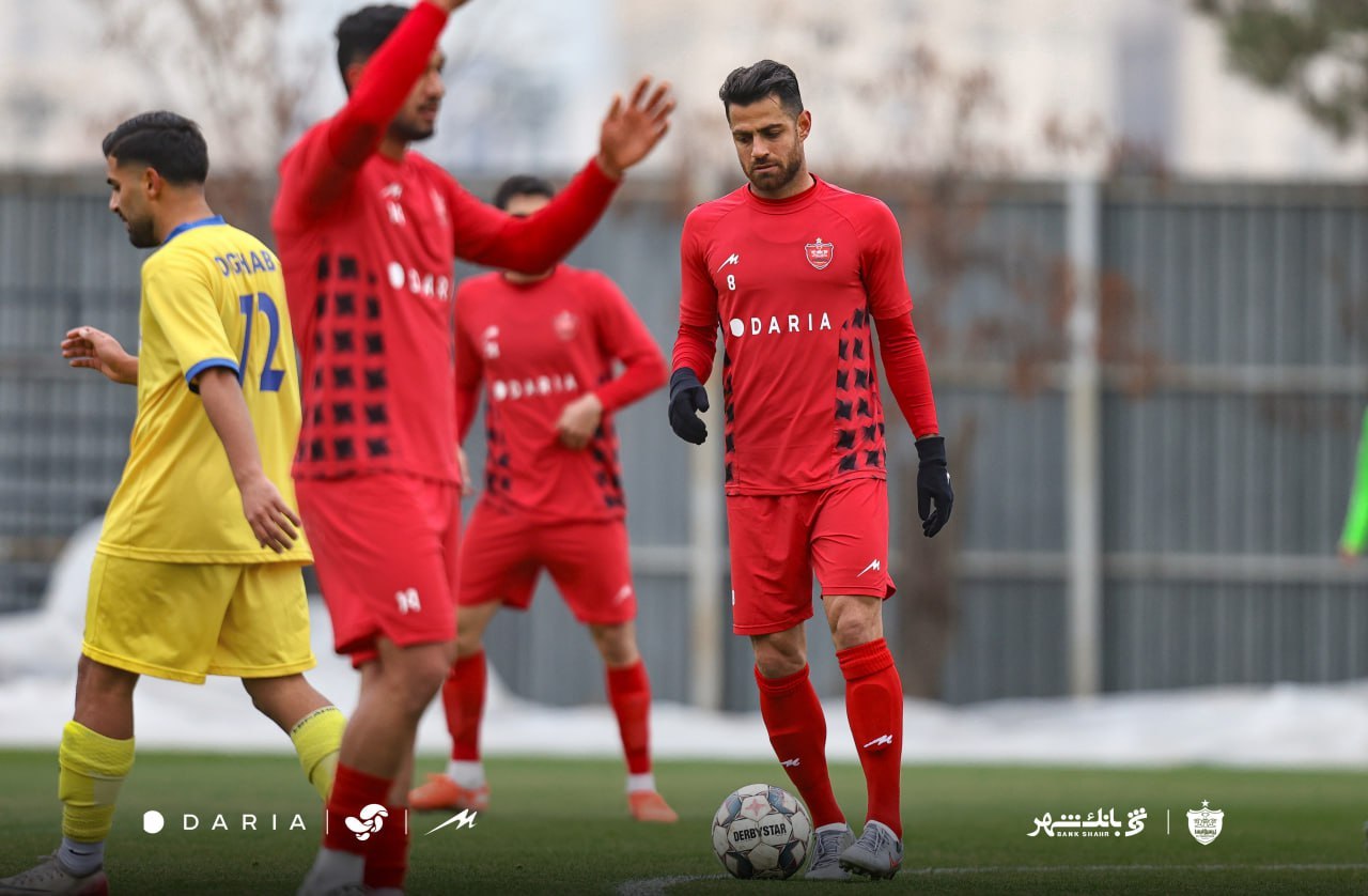 گزارش تصویری/ پرسپولیس ۴ - عقاب ۰