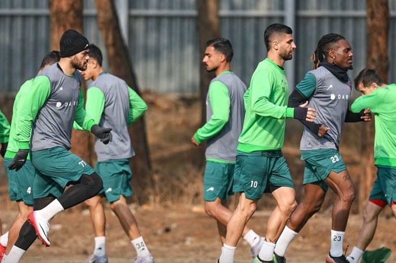 پیگیری مراحل آماده‌سازی پرسپولیس با حضور تمام خارجی‌ها
