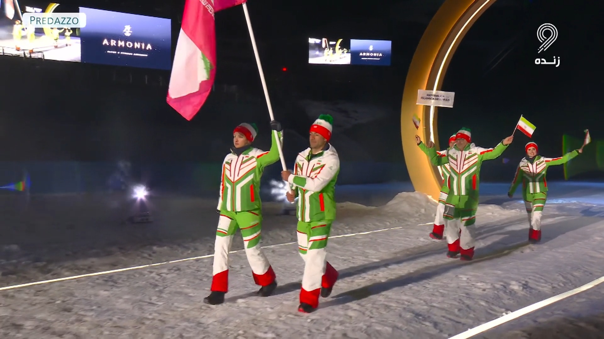 رژه کاروان ایران در افتتاحیه المپیک زمستانی 2026