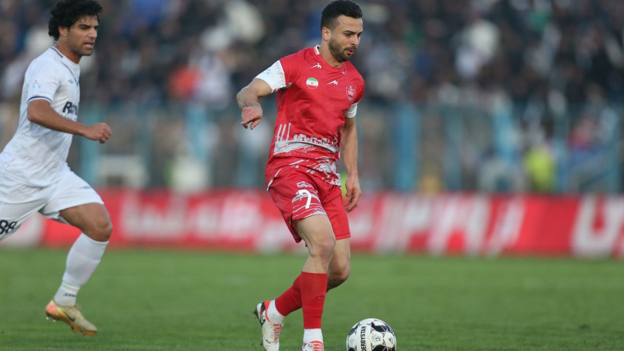 قایق پرسپولیس در مرداب انزلی غرق شد؛ 3 امتیاز شیرین در جیب ملوانان