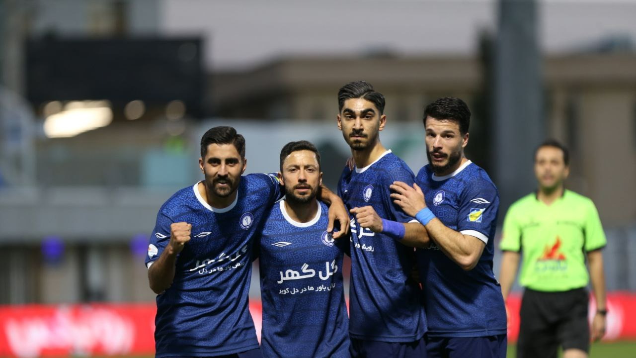 یک بازی با 4 سوپرگل؛ تیم تارتار با شکست پرسپولیس صدرنشین شد