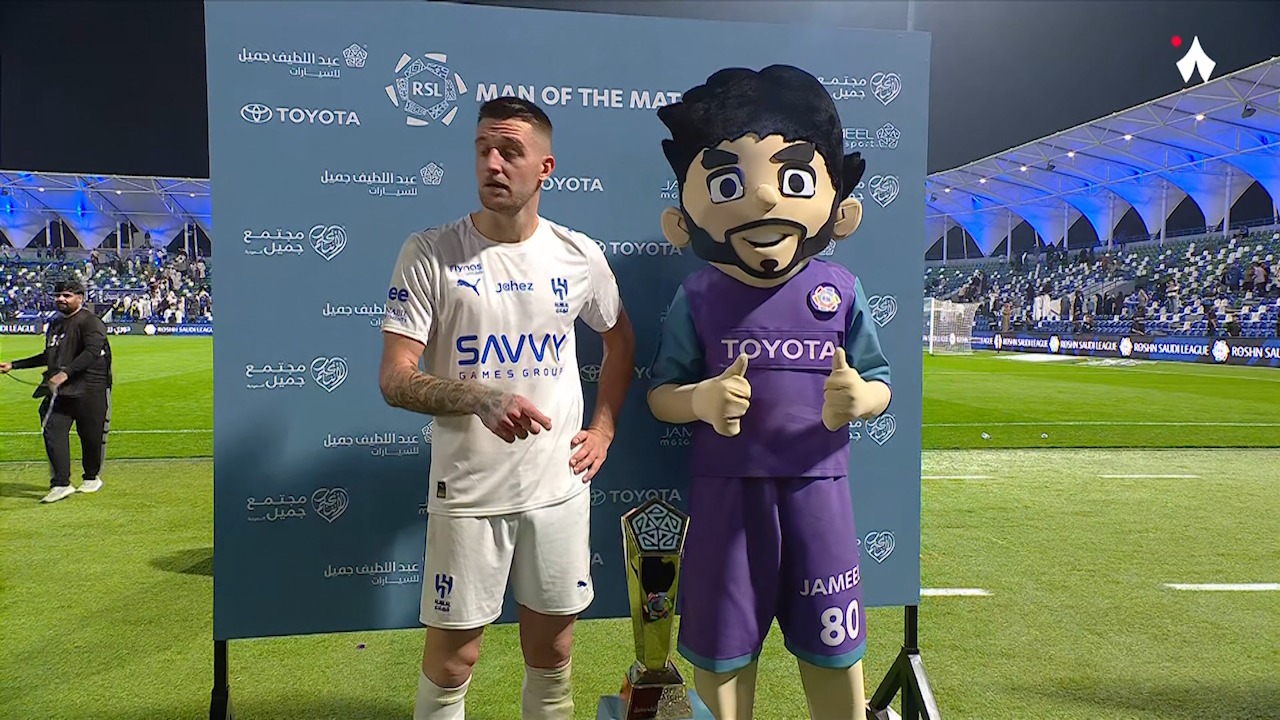 میلینکوویچ ساویچ برترین بازیکن الفتح - الهلال