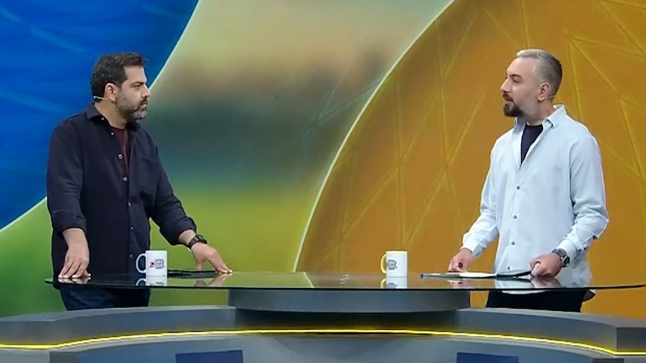 مجری: بازیکنان لیگ برتر فعلا برای سلامتی تمرین می‌کنند