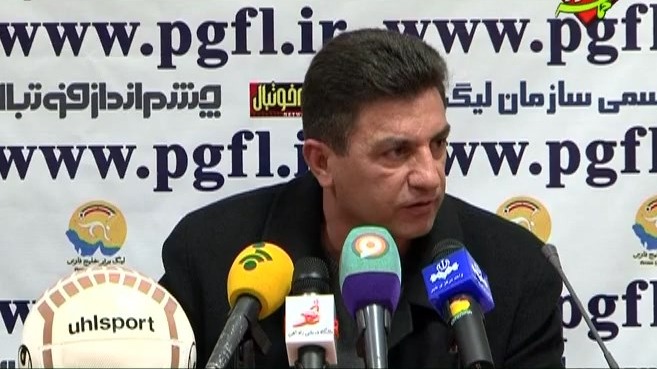 نوستالژی/ وقتی فردوسی پور حملات قلعه نویی و هواداران استقلال به خودش را در برنامه نود پخش کرد!