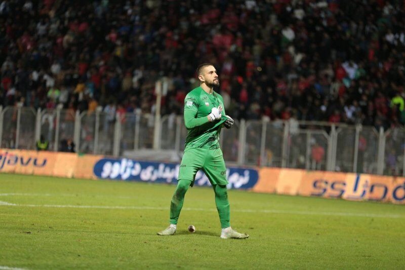 دروازه‌بان سابق پرسپولیس در یک قدمی جام جهانی
